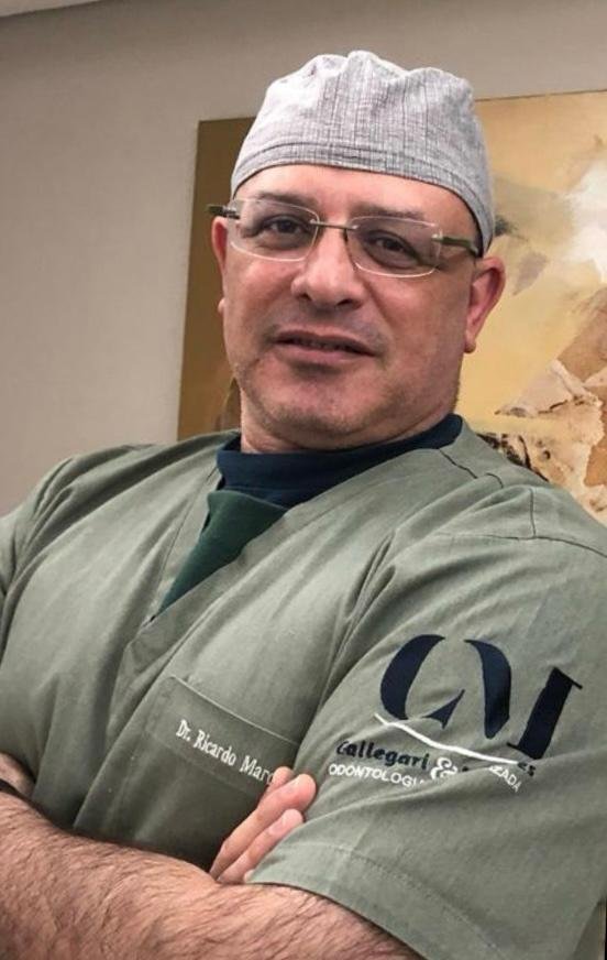 Dr. Ricardo Marques e equipe